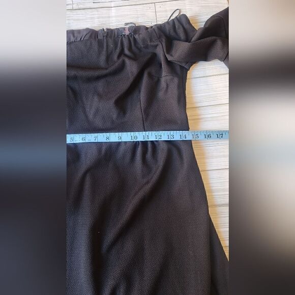 Trina Turk Off the Shoulder Bell Sleeves Black Dress Size 6 - Picture 5 of 15